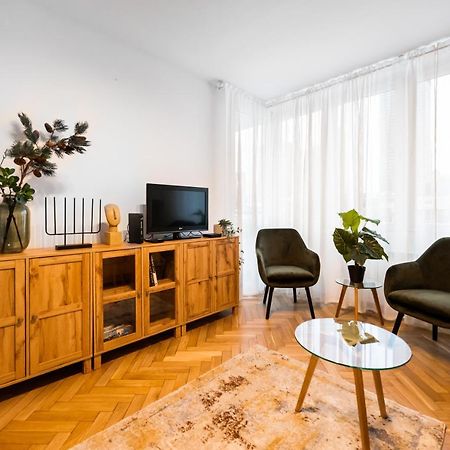 Metro Swietokrzyska Boho Aesthetic Apartment Warsaw Exterior photo
