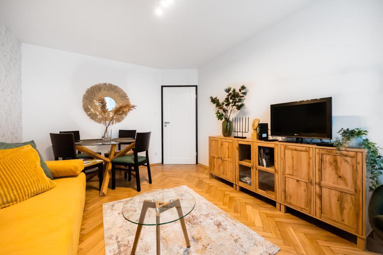 Metro Swietokrzyska Boho Aesthetic Apartment Warsaw Exterior photo